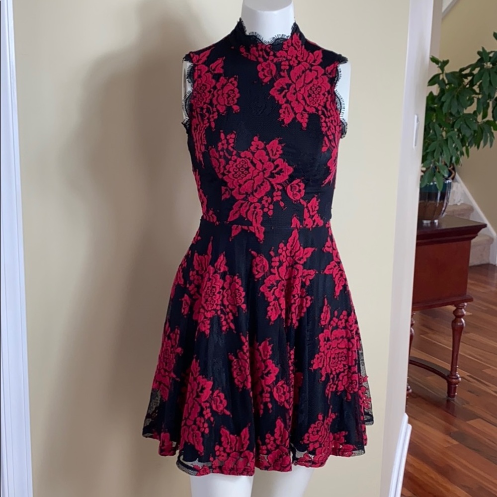 City studio red flower lace overlay Size 3 Junior